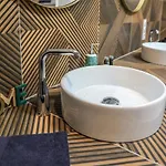 Vakantiehuis Loft Spacieux - Piscine - 220m2 - Calme *