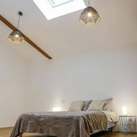 Nyaraló Loft Spacieux - Piscine - 220m2 - Calme