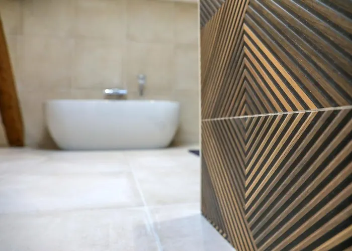 Loft Spacieux - Piscine - 220m2 - Calme * Rivières