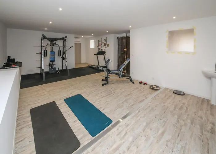 Loft Spacieux - Piscine - 220m2 - Calme Rivières