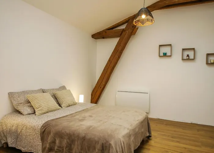 Loft Spacieux - Piscine - 220m2 - Calme *