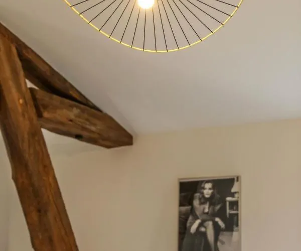 Ferienhaus Loft Spacieux - Piscine - 220m2 - Calme *