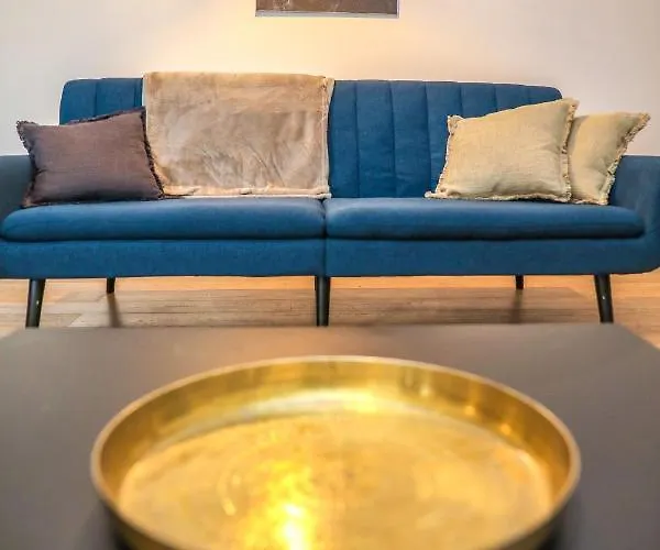 Loft Spacieux - Piscine - 220m2 - Calme *