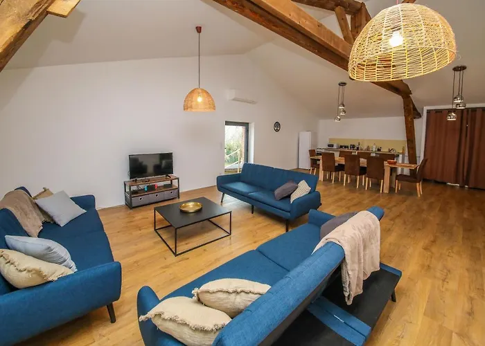 Ferienhaus Loft Spacieux - Piscine - 220m2 - Calme