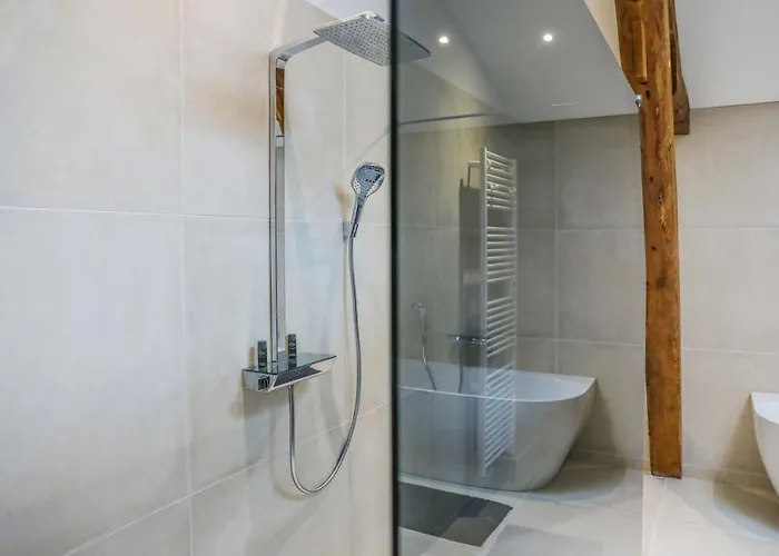 Ferienhaus Loft Spacieux - Piscine - 220m2 - Calme